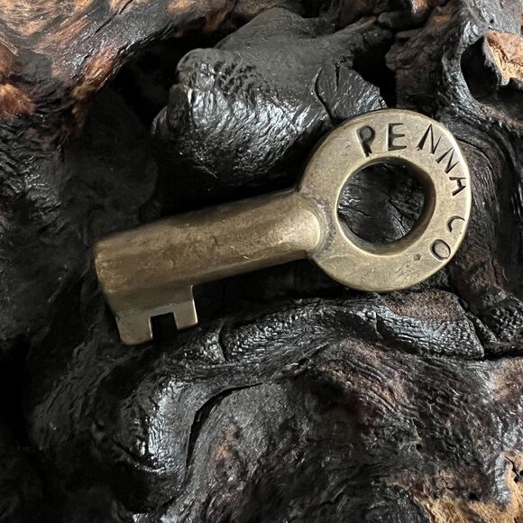 Penna Co The Pennsylvania Railroad Brass Switch Key Adams Westlake Hex - Picture 1 of 7
